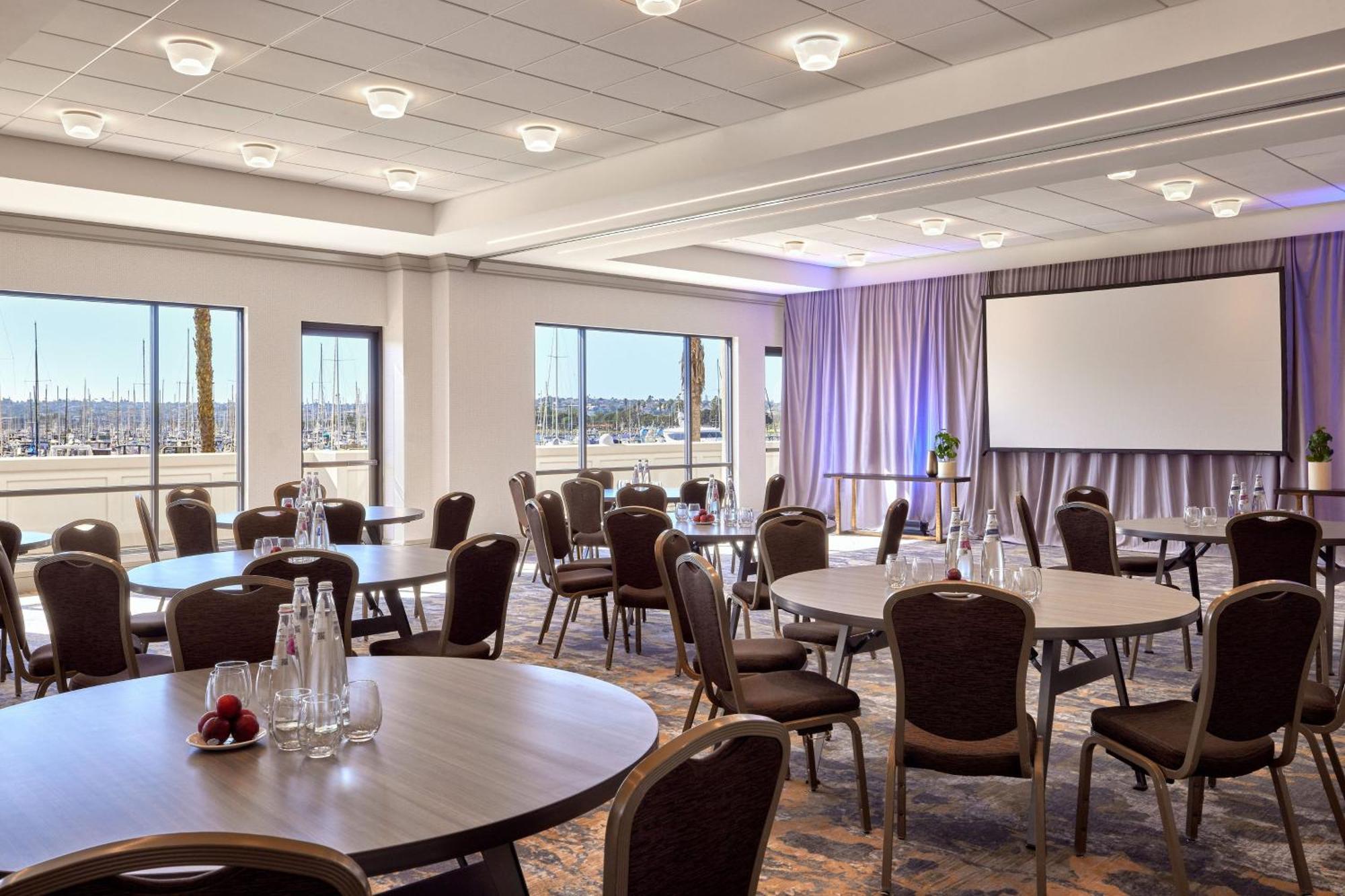 Sheraton San Diego Resort Экстерьер фото